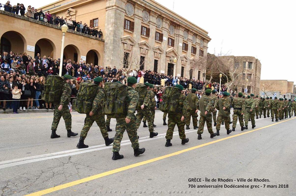 292- Rhodes- Defile Dodecanese grec.JPG